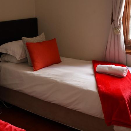 A Sunflower Stop Backpackers Cape Town Luaran gambar